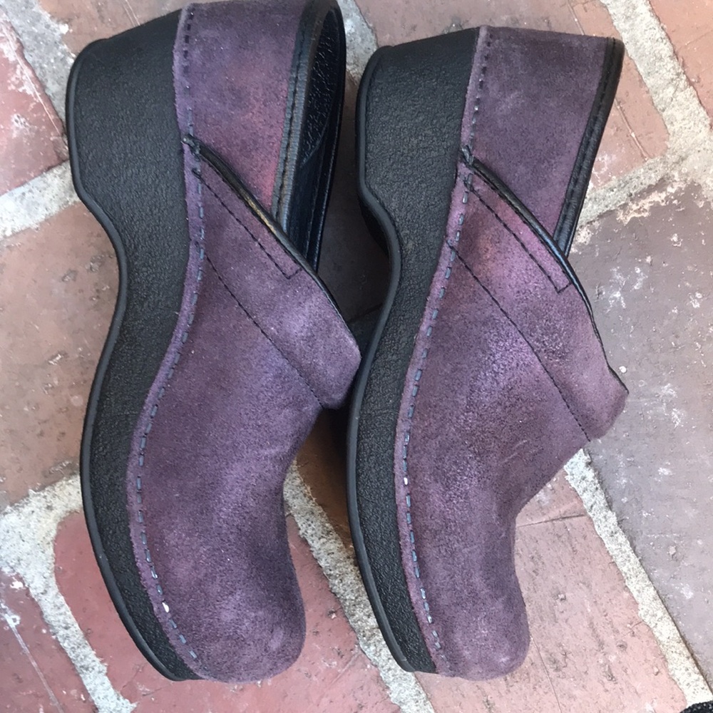 Dansko Suede Work Shoes - Picture 8 of 13